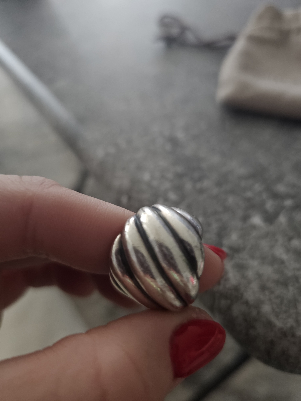 David Yurman Sterling Silver Dome Ring - Silver - Picture 4 of 6